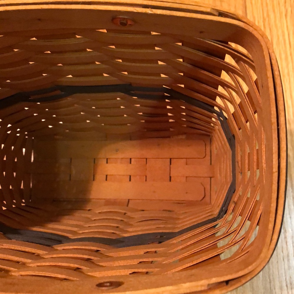 Bundle of 4 Longaberger Baskets Including Collectors Club Membership Basket - Picture 12 of 17
